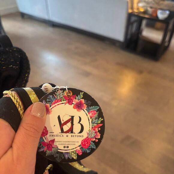 NWT America & Beyond Embellished Tote Black Limo Embellished Shoulder Bag - Picture 7 of 7